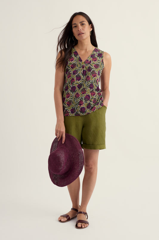 Achilla V-neck Vest
