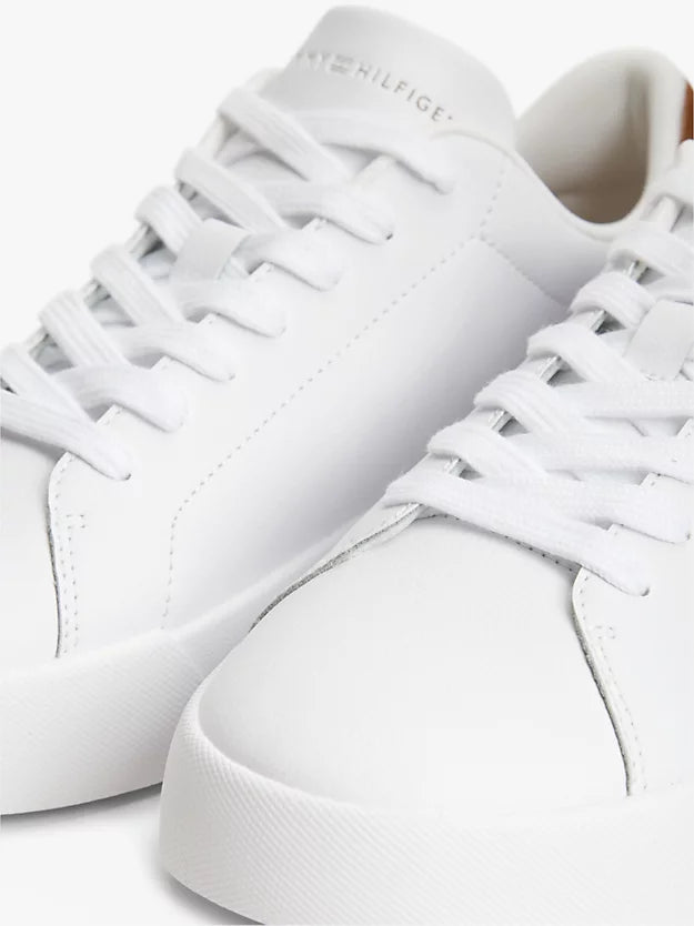 Logo Court Trainers WiLeather