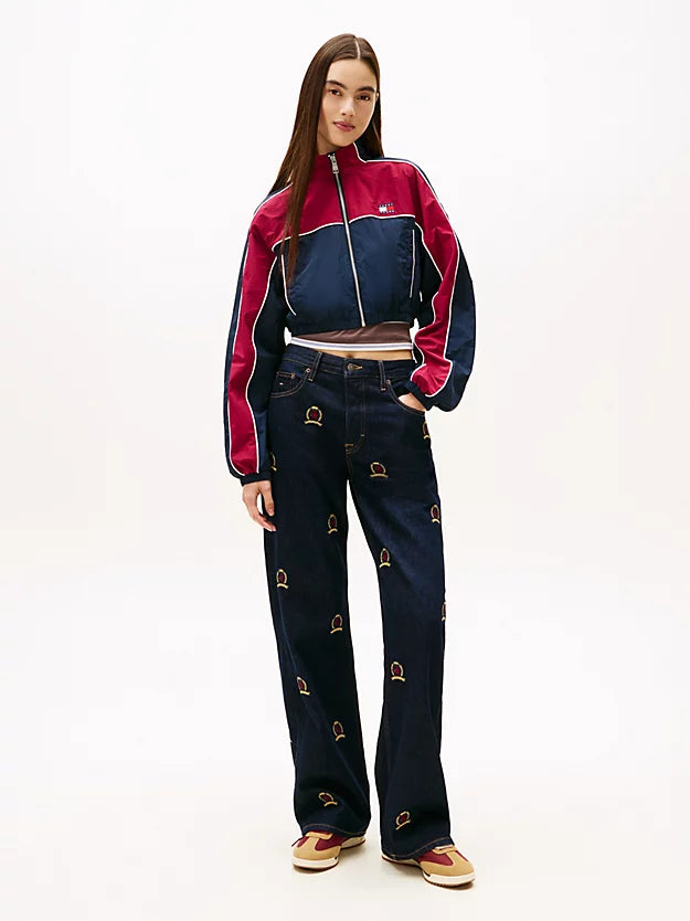 Mia Crest Embroidery Relaxed Straight Leg Jeans