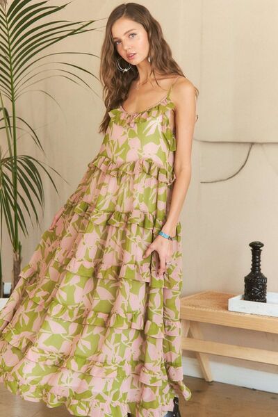 Robe caraco ADORA à volants et encolure dégagée