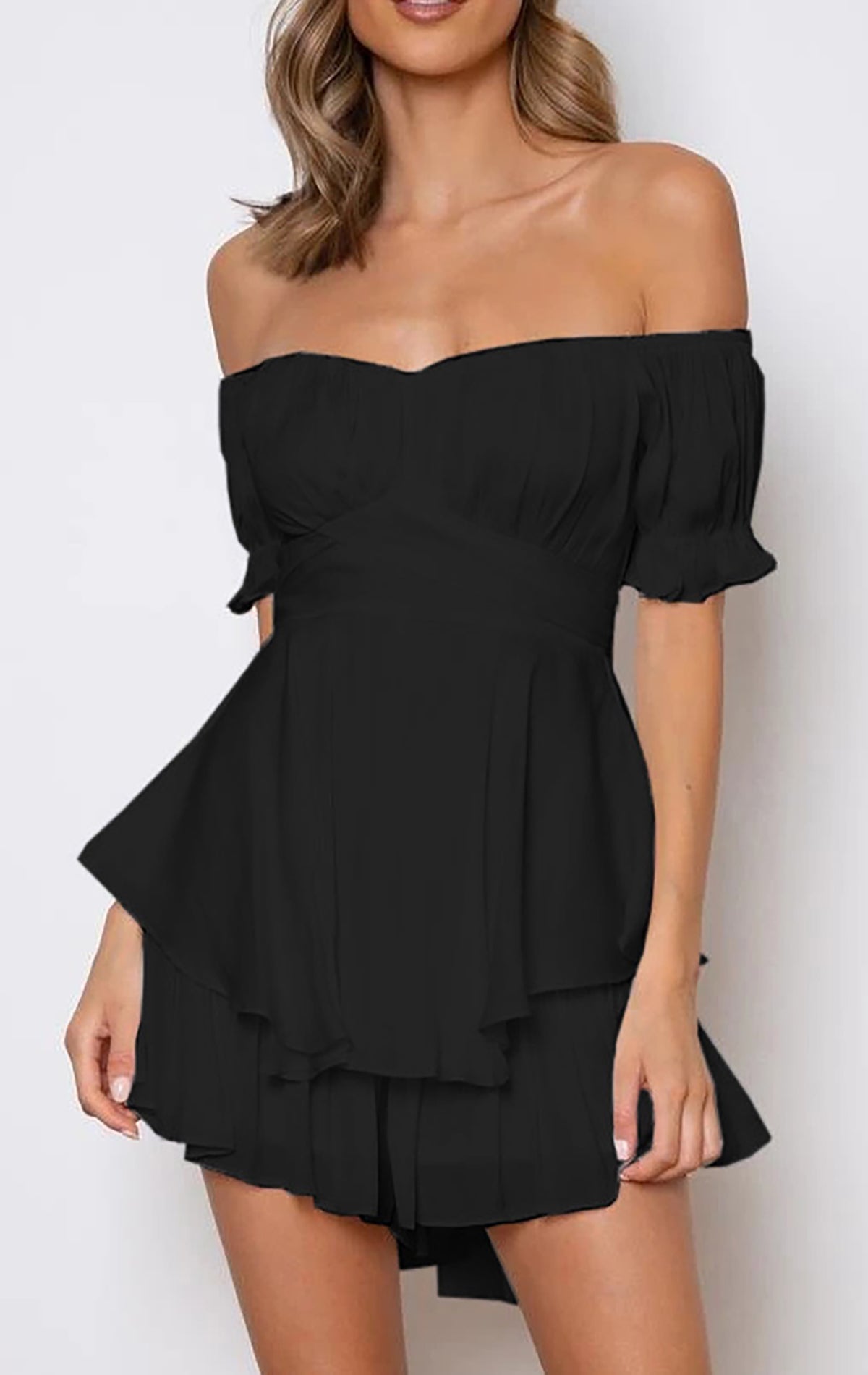 Ein-Schulter-Kurzarm-Jumpsuit