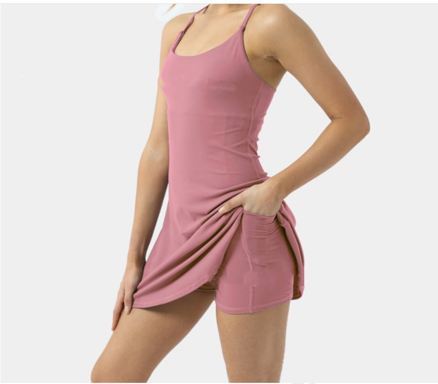 Robes d'entraînement 2-en-1 avec soutien-gorge et short intégrés