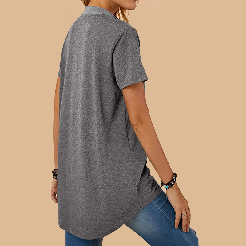 Einreihiges, locker sitzendes Freizeit-T-Shirt mit kurzen Ärmeln