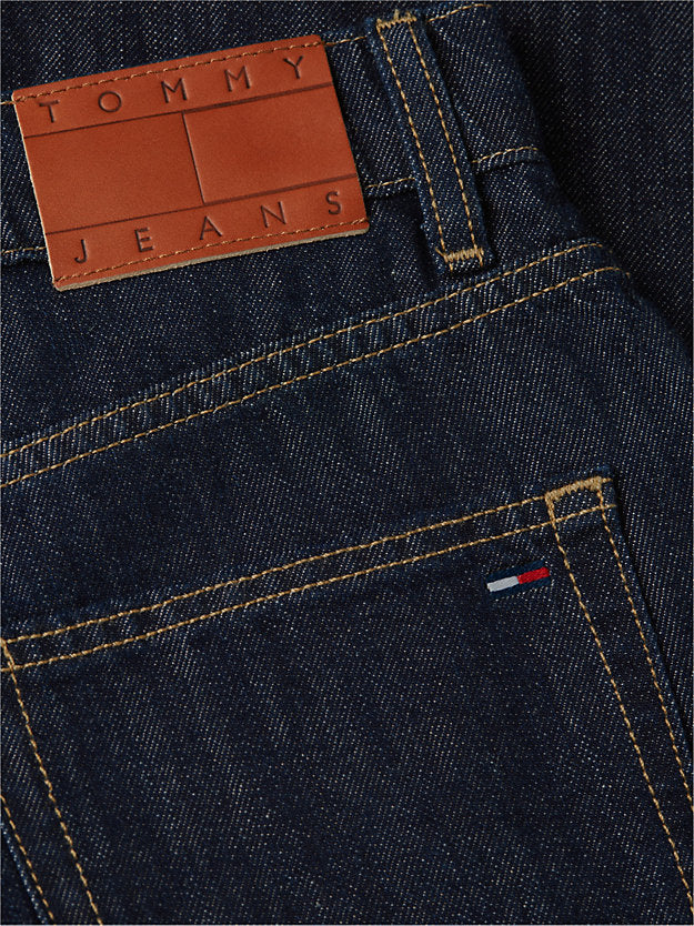 Ultra High Rise Tapered Mom Jeans WiLinen