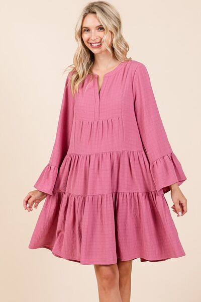 Mittoshop gestuftes Kleid mit gekerbtem, ausgestelltem Ärmel