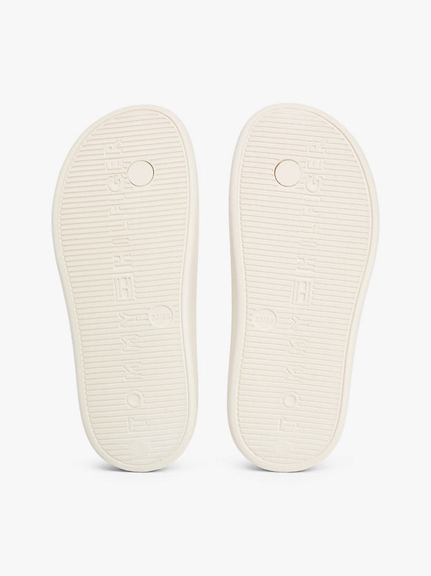 Lightweight Moulded Flip-Flops
