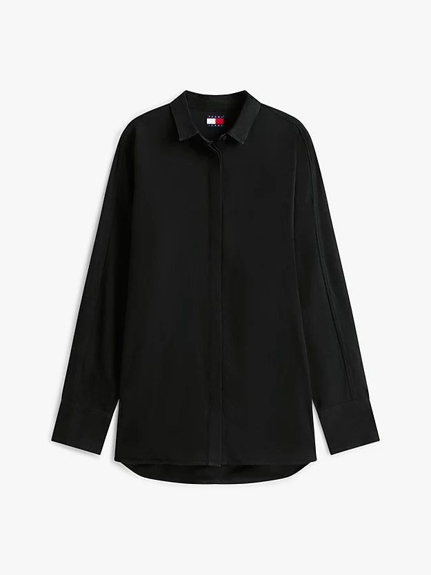 Relaxed Fit Shirttail Hem Denim Shirt