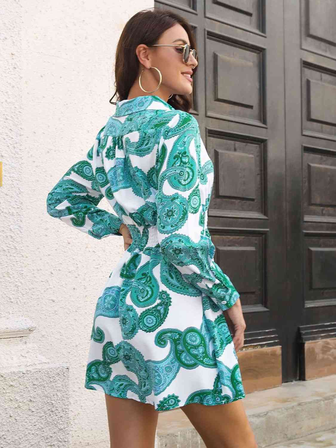 Robe smockée col Johnny à imprimé cachemire