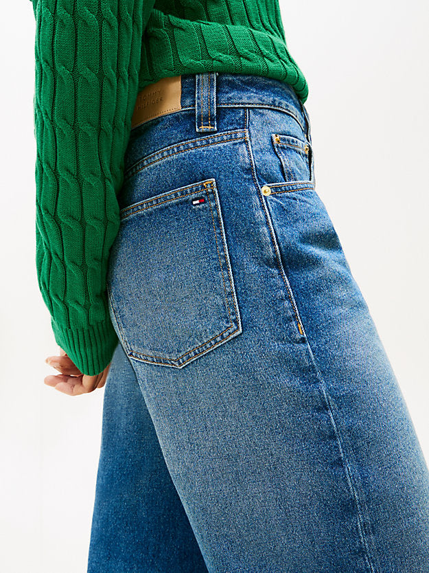 Mid Rise Tapered Barrel Leg Jeans
