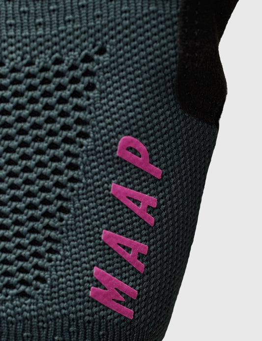 Alt_Road Glove - Cypress Green