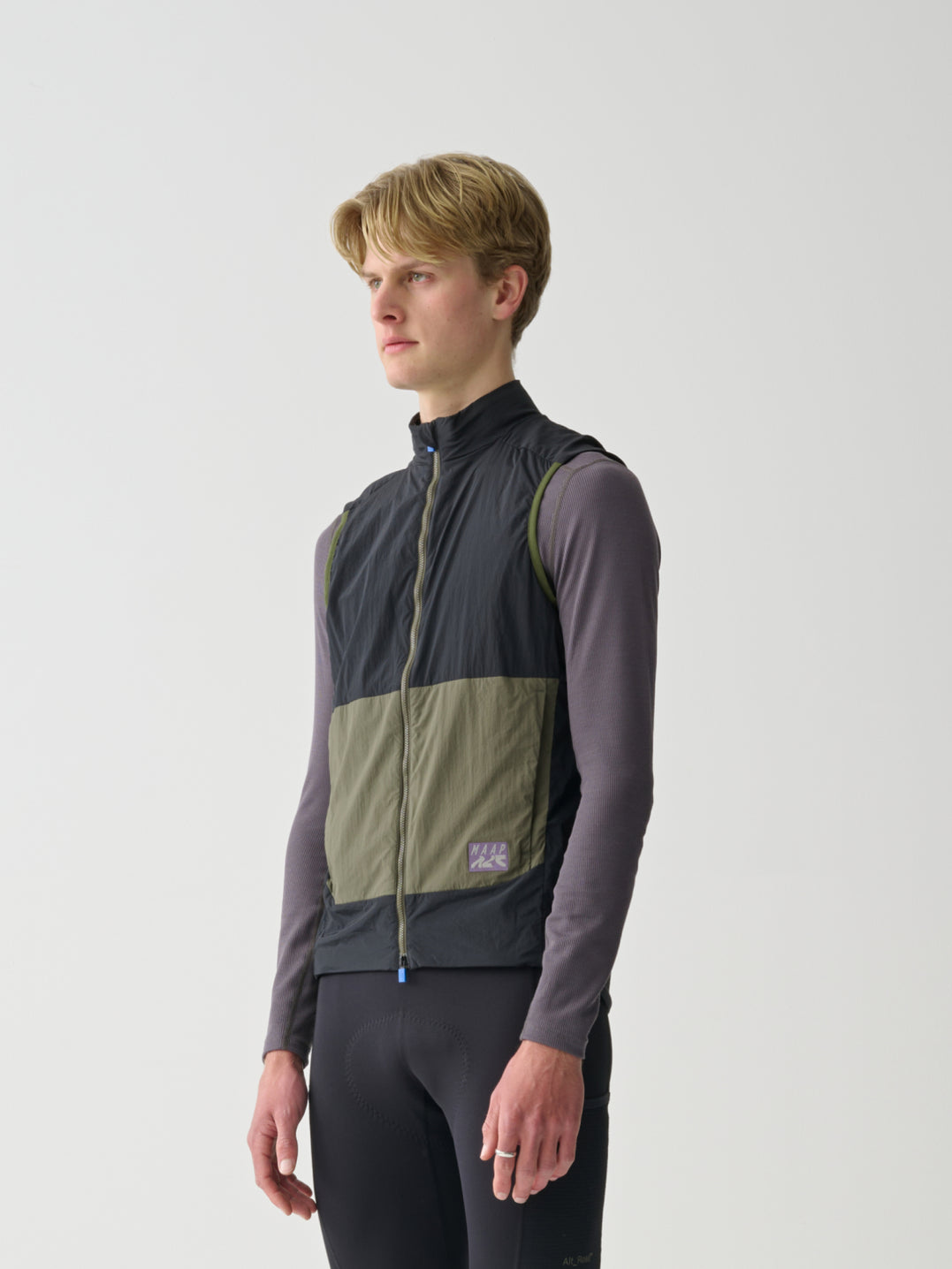 Alt_Road Insulated Vest - Black