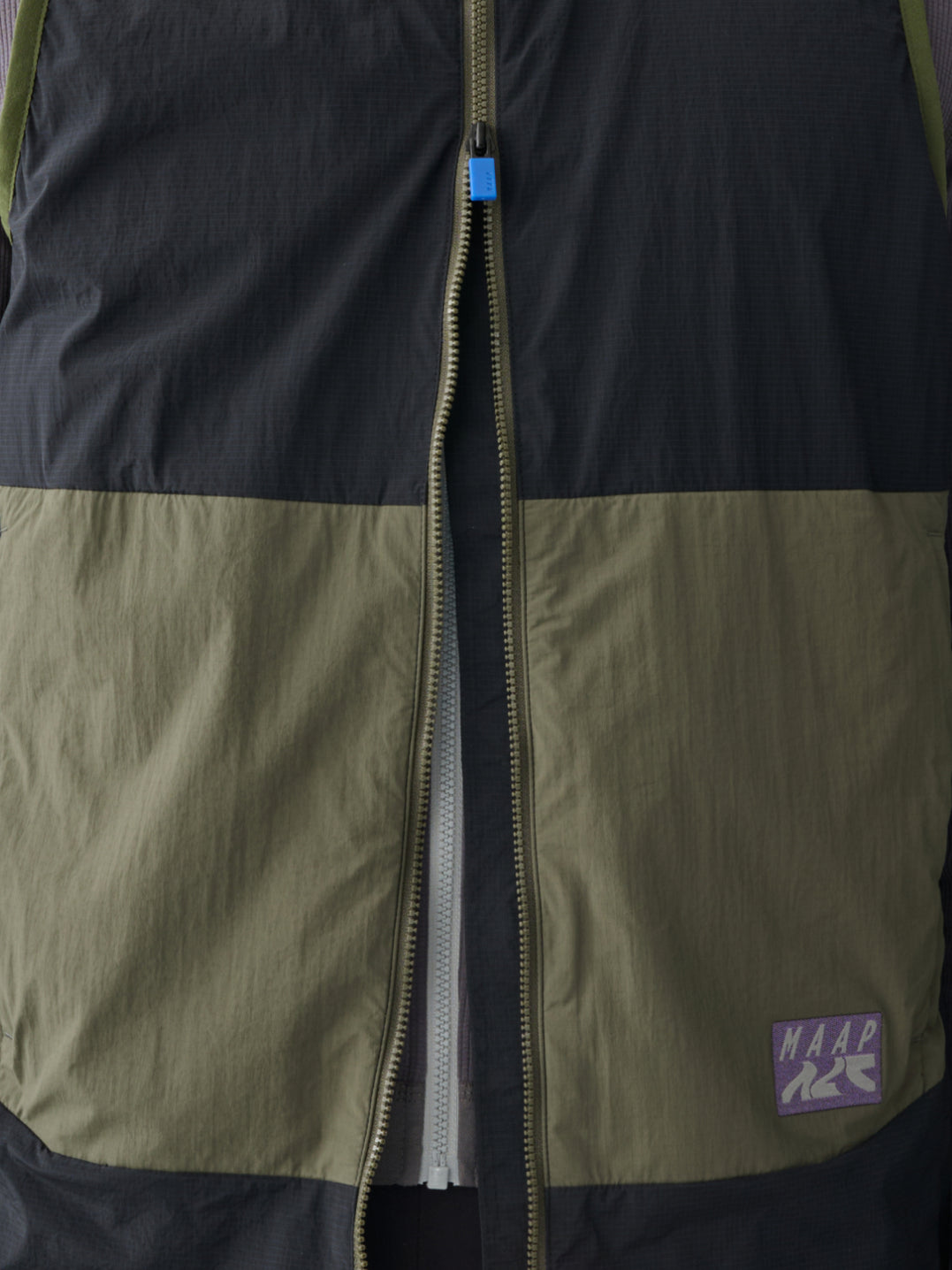 Alt_Road Insulated Vest - Black