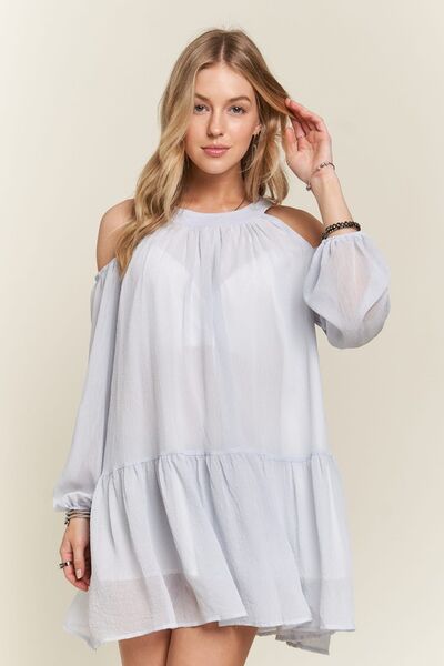 Mini-robe ADORA à épaules dénudées et manches ballon