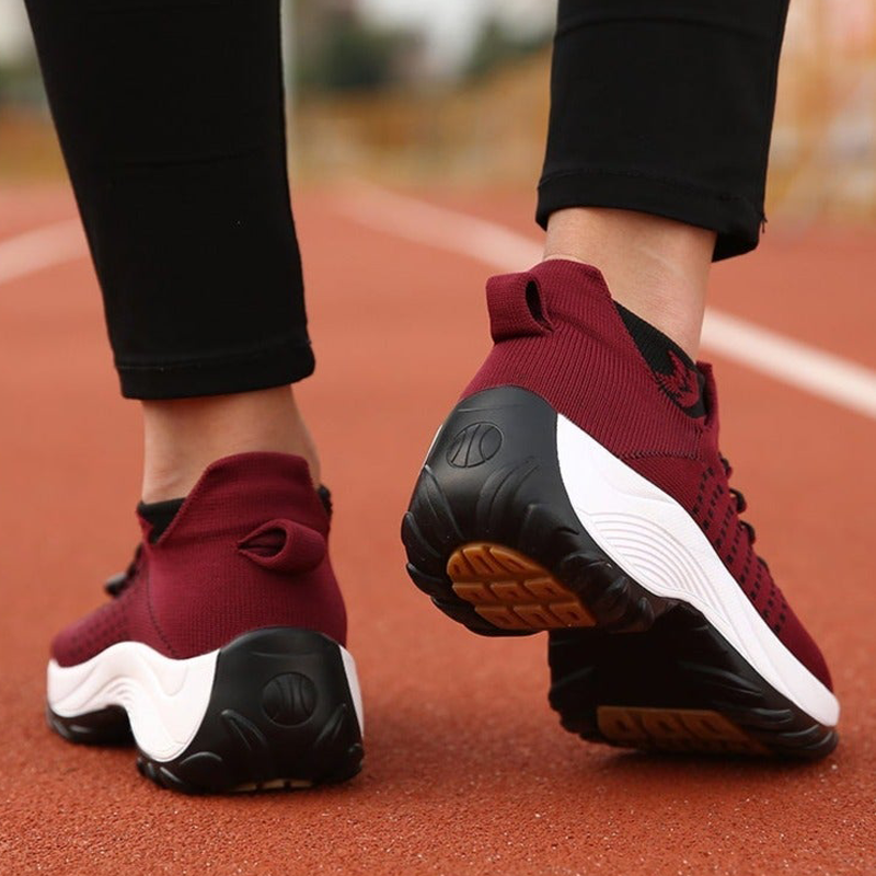 Bequeme orthopädische Sneaker für Damen